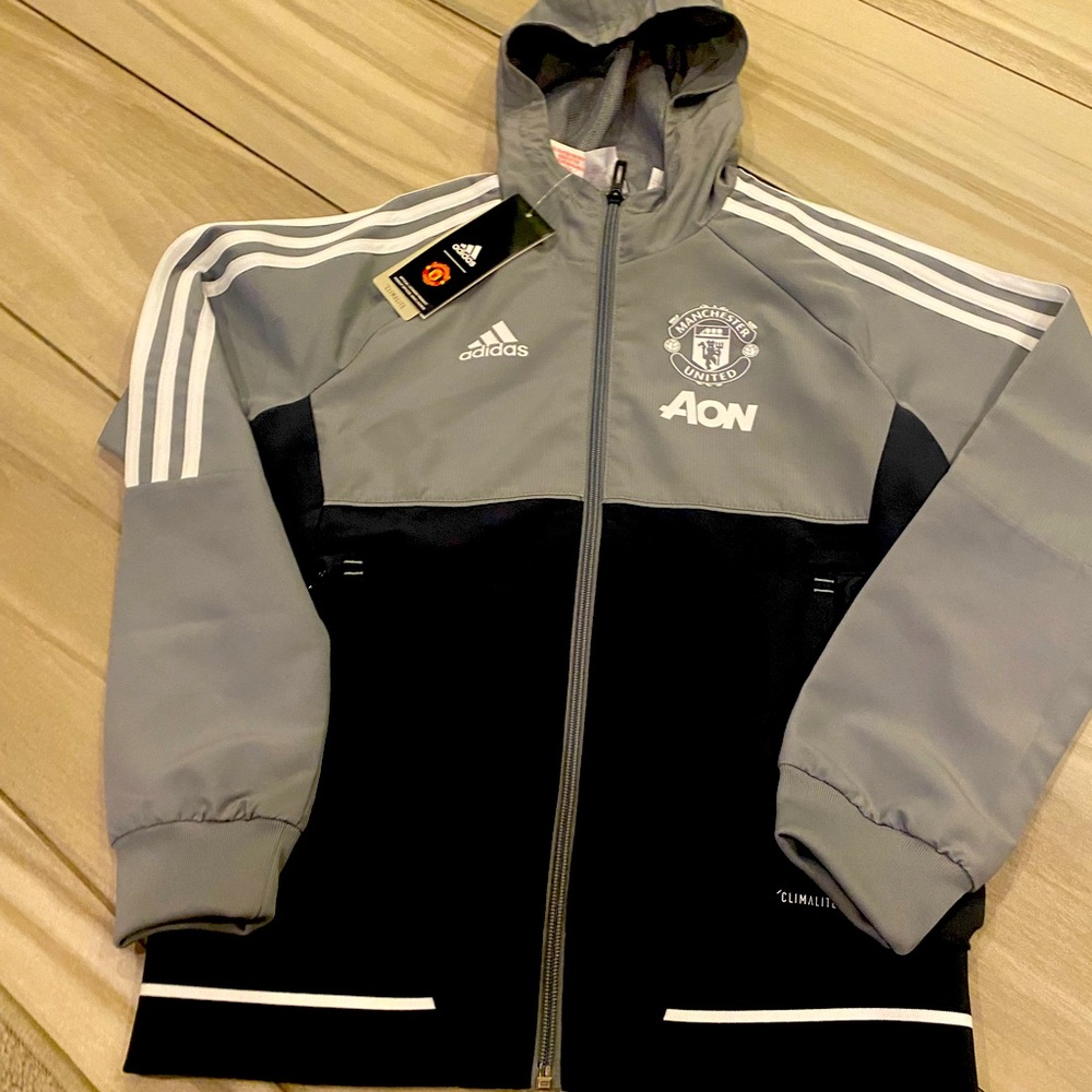 Official licensed Manchester United Grey adidas lightweight prematch jac… - Picture 3 of 7